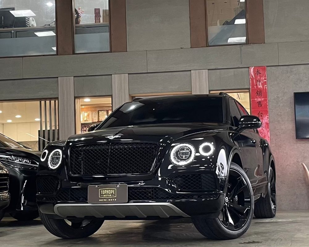 LINE_ALBUM_2018 Bentley Bentayga V8 黑 日規_250531_8